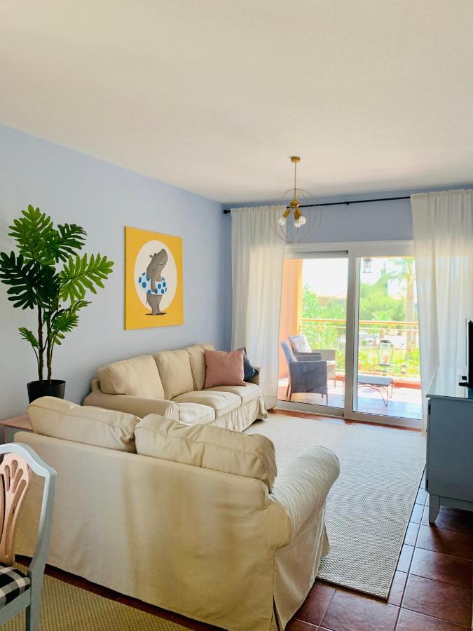 بافوس 101 Hippo Apartment In Popular Regina Gardens المظهر الخارجي الصورة